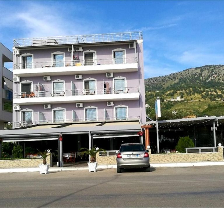 Volo + Hotel Milano - Himarë - Dhima Hotel da 192.9€