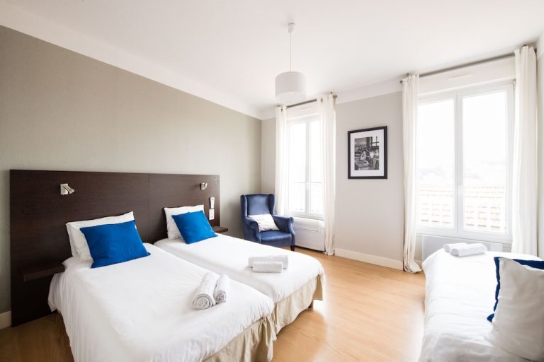 Volo + Hotel Bari - Lourdes - Hôtel Atrium da 742.88€