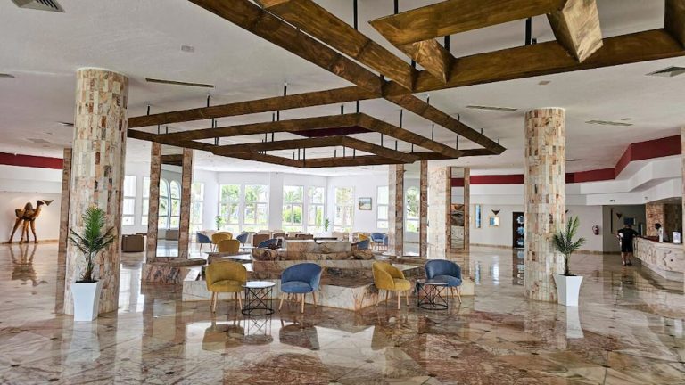 Volo + Hotel Napoli - Mahdia - Monarque El Fatimi Mahdia da 765.39€
