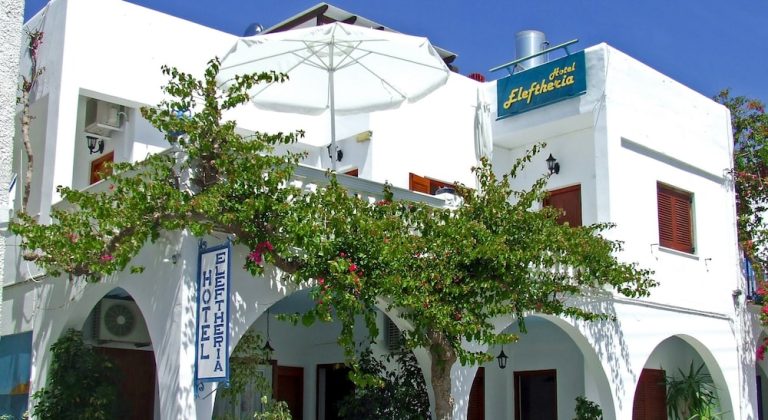 Volo + Hotel Bari - Paros - Hotel Eleftheria da 1263.93€