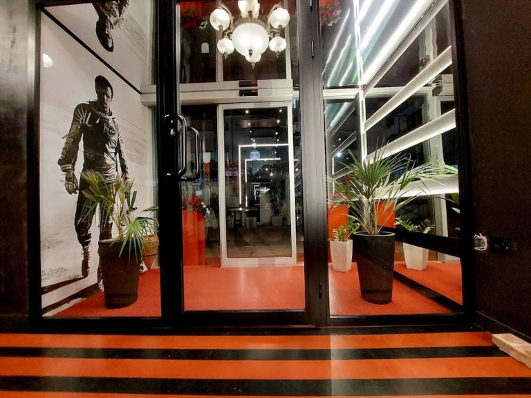 Volo + Hotel Bari - Tirana - signature Idea hotel da 108.88€