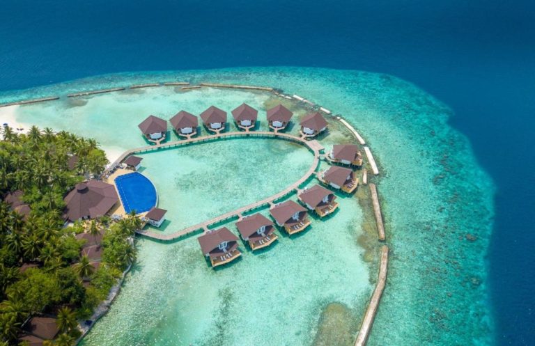 Volo + Hotel Catania - Atollo di Ari Nord - Ellaidhoo Maldives by Cinnamon da 1939.42€