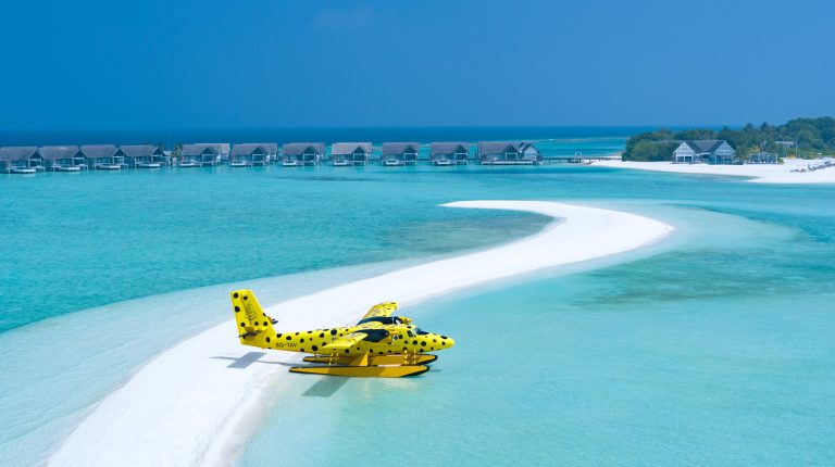 Volo + Hotel Milano - Atollo di Baa - Four Seasons Resort Maldives at Landaa Giraavaru da 8125.69€