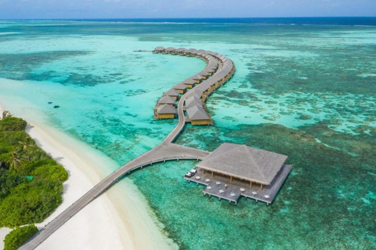 Volo + Hotel Bologna - Atollo di Lhaviyani - Cocoon Maldives - All Inclusive da 2915.07€