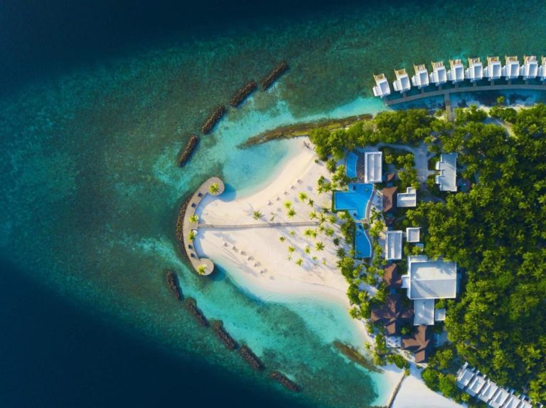 Volo + Hotel Milano - Atollo di Raa - Niva Dhigali Maldives - A Premium All-Inclusive Resort da 2468.04€