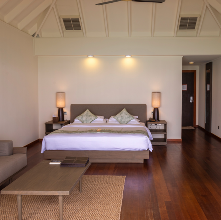 Volo + Hotel Bologna - Atollo di Rasdhoo - Veligandu Maldives Resort Island da 2238.38€