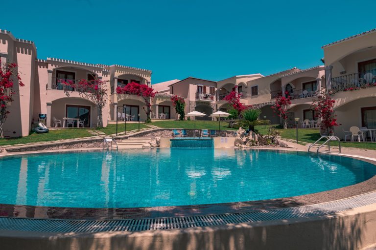 Volo + Hotel Milano - Badesi - I Giardini di Badus da 67.21€