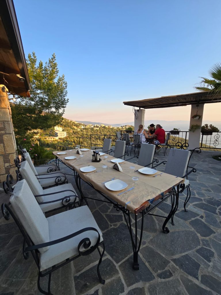 Volo + Hotel Bari - Borsh - Vila Panorama da 1087.55€