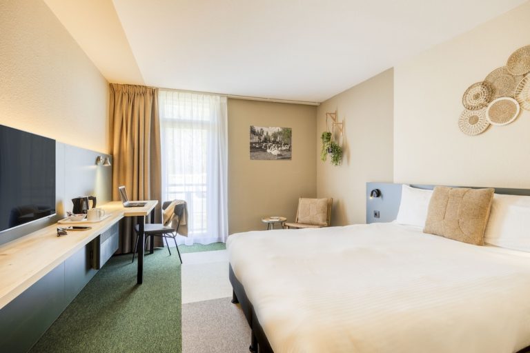 Volo + Hotel Napoli - Bruges - Green Park Hotel Brugge da 272.62€