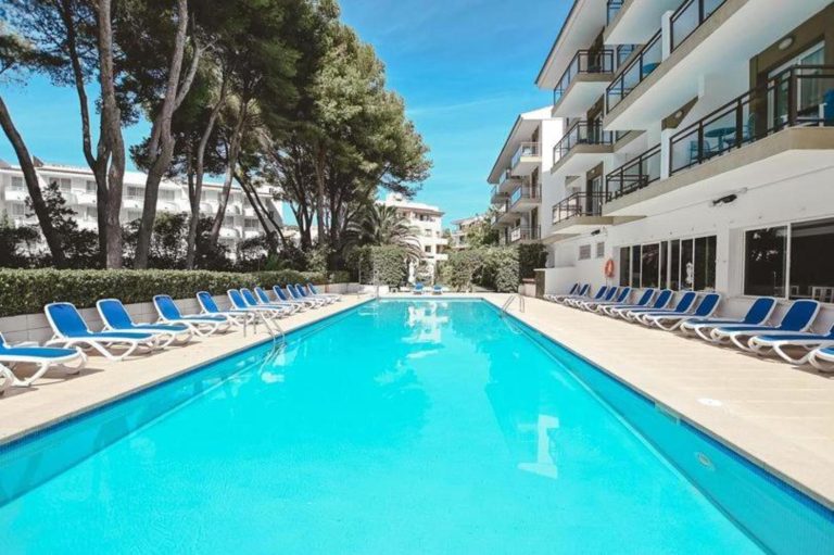 Volo + Hotel Bologna - Cala Ratjada - Guya Wave Hotel da 205.42€