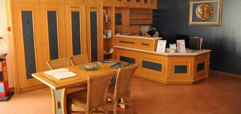 Volo + Hotel Bologna - Chania - Veronica Hotel da 353.71€