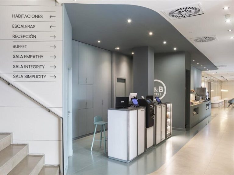 Volo + Hotel Bari - Elche - B&B HOTEL Elche da 596.71€