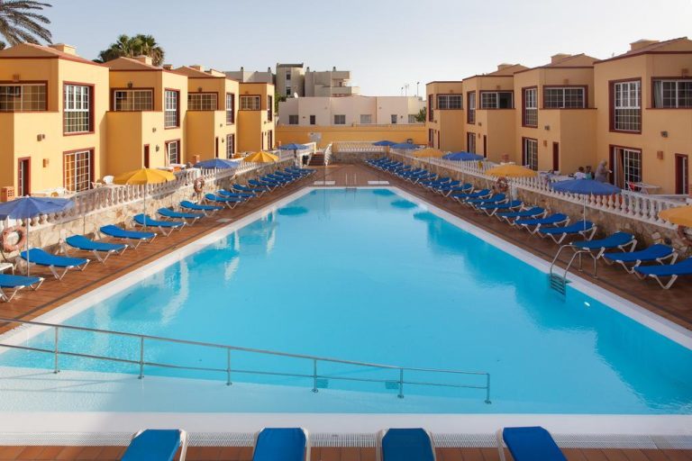 Volo + Hotel Bologna - Fuerteventura, Isole Canarie - Apartamentos Maxorata Beach da 780.83€