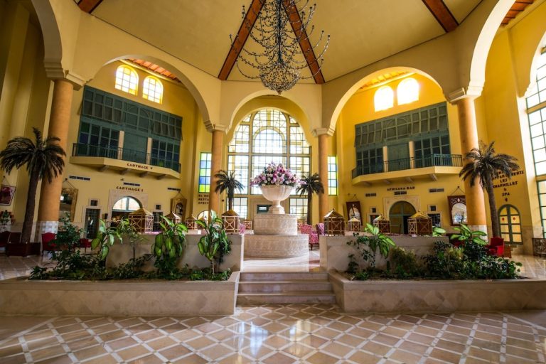 Volo + Hotel Napoli - Gammarth - Carthage Thalasso da 705.14€