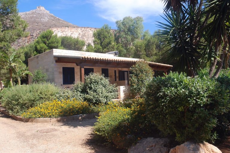 Volo + Hotel Forlì - Favignana - Miramare Residence da 677.63€