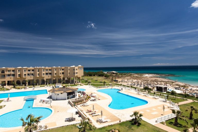 Volo + Hotel Bari - Kelibia - Cap Bon Kelibia Beach Hotel & Spa da 762.22€