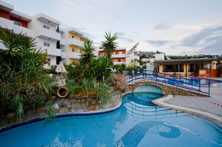 Volo + Hotel Bologna - Lindos - Stella Hotel da 373.74€