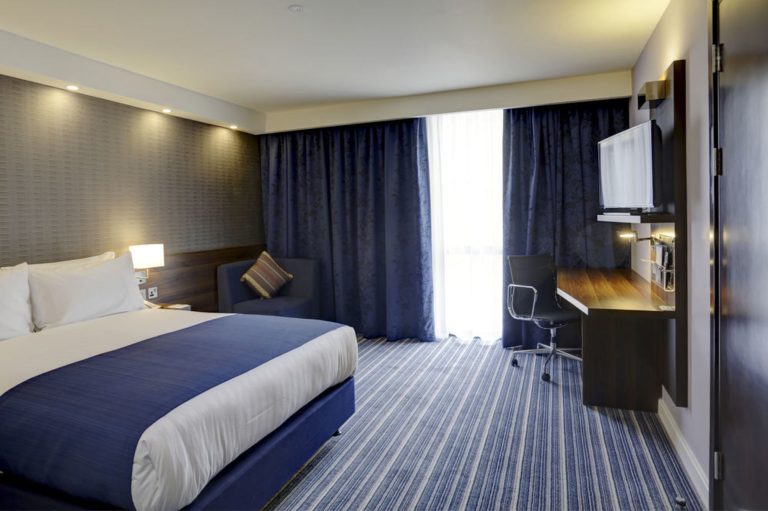 Volo + Hotel Bologna - Londra - Holiday Inn Express LONDON - EXCEL by IHG da 148.37€