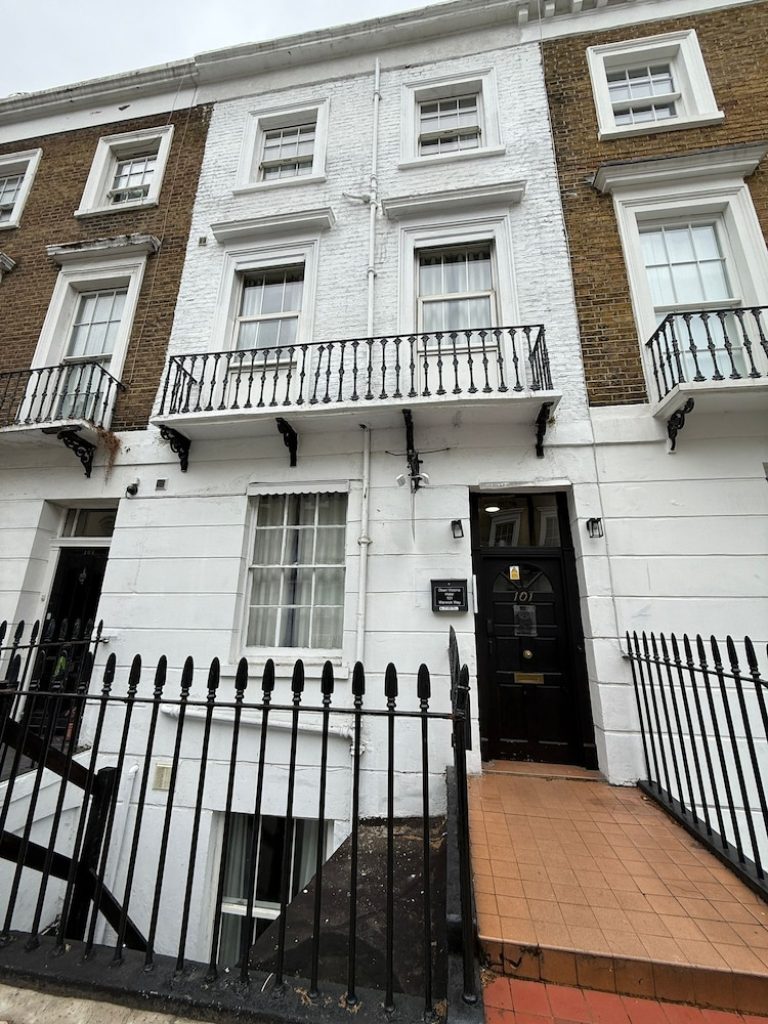 Volo + Hotel Bologna - Londra - Oban Victoria Hotel da 156.39€