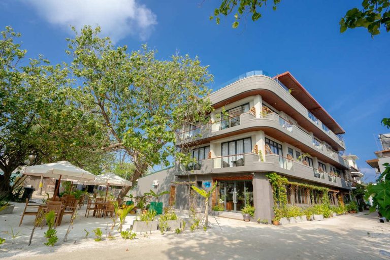 Volo + Hotel Milano - North Male Atoll - Ayala Oceanview Maldives da 1490.94€