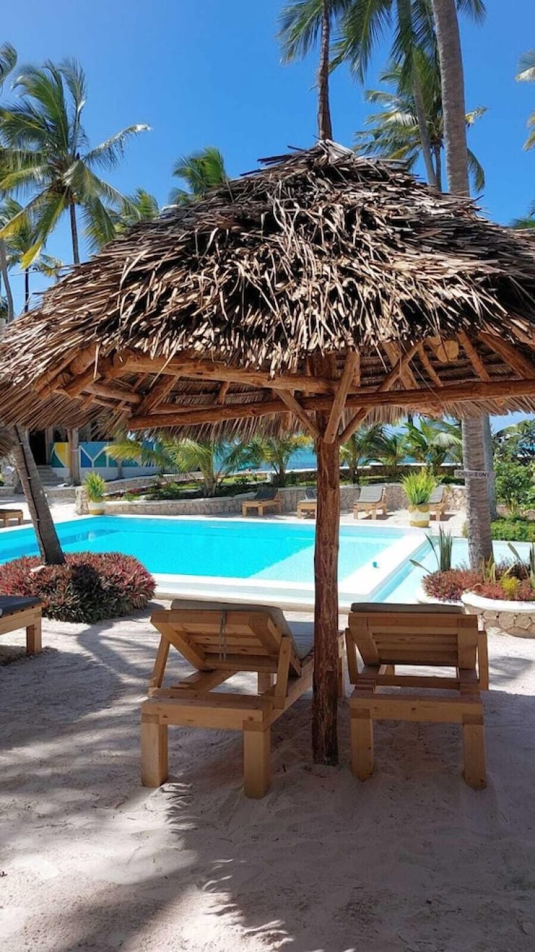 Volo + Hotel Catania - Paje - Tsunami village da 1052.42€