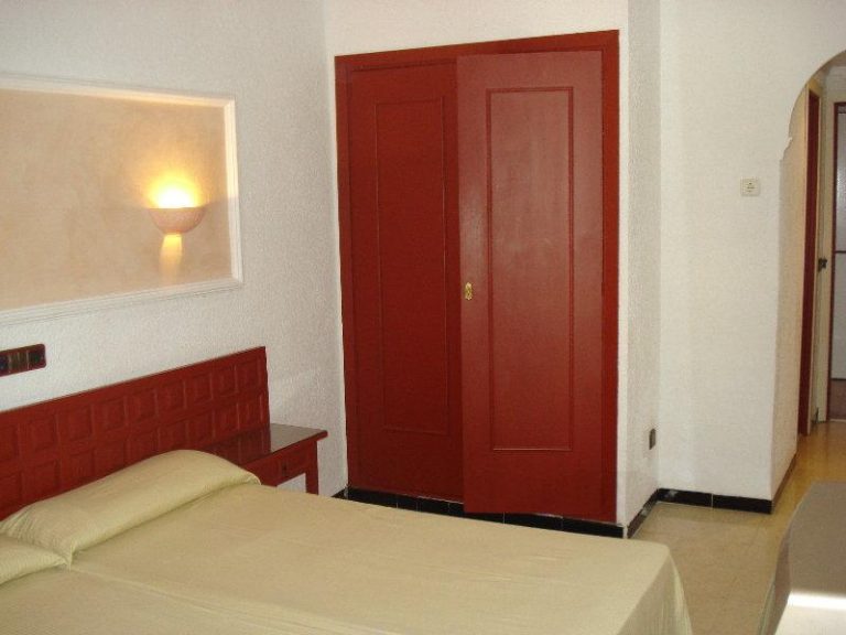 Volo + Hotel Milano - Palma di Maiorca - Hotel Cassandra da 160.55€