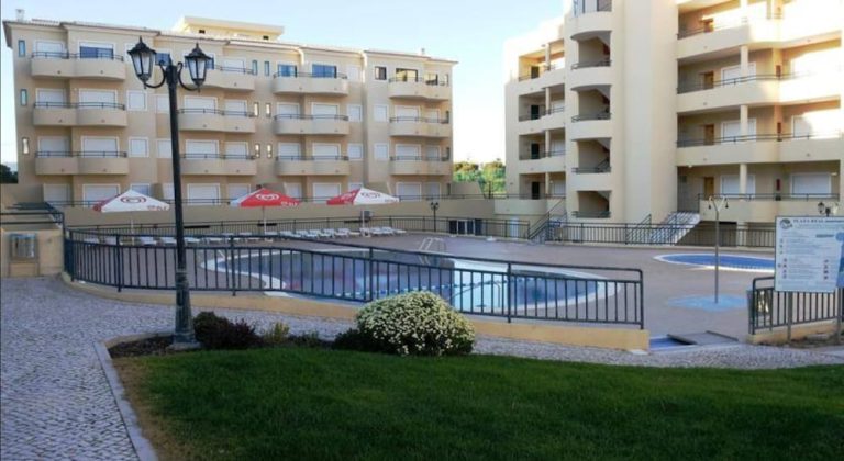 Volo + Hotel Napoli - Portimao - Plaza Real by Atlantichotels da 567.4€