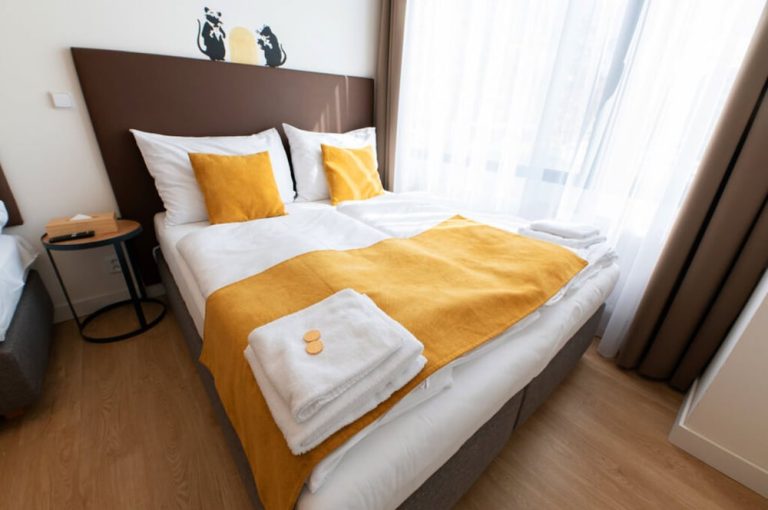 Volo + Hotel Cagliari - Praga - Post 120 Suites da 490.84€