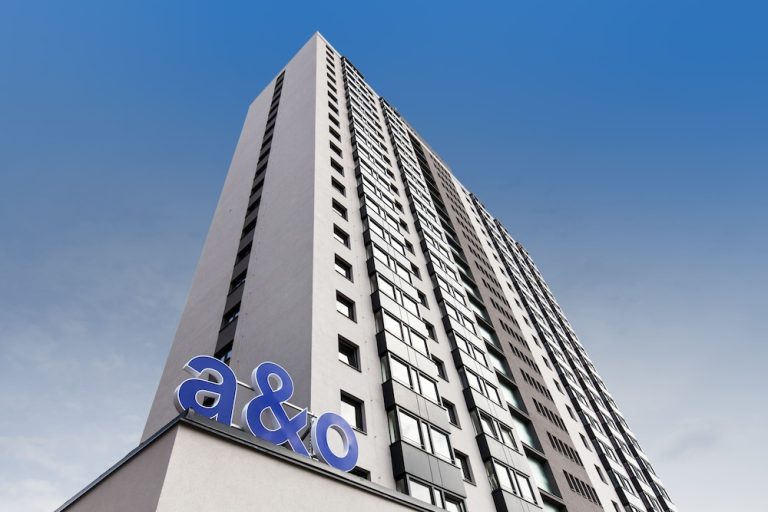 Volo + Hotel Firenze - Praga - a&o Prague Rhea da 206.48€