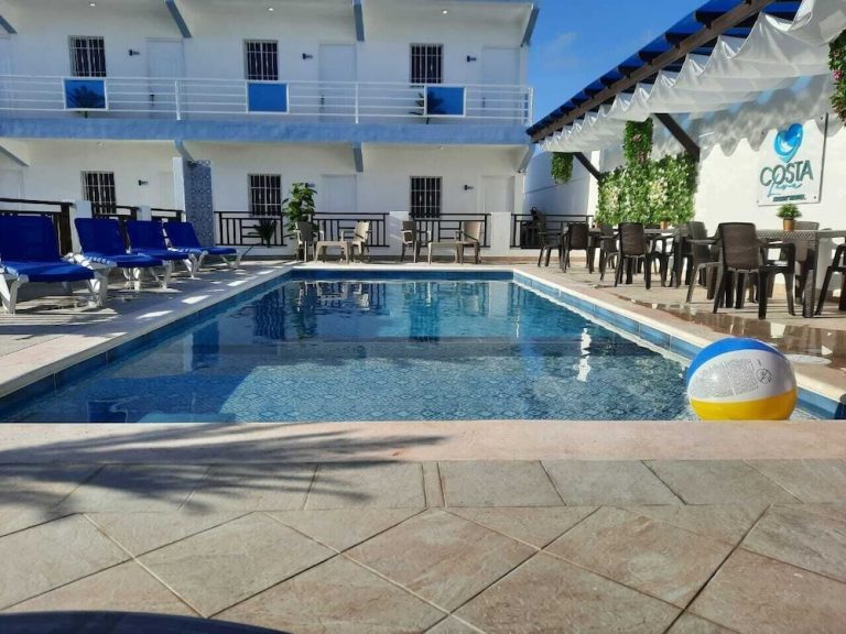 Volo + Hotel Napoli - Punta Cana - Costa Love Hotel Aeropuerto da 1314.92€