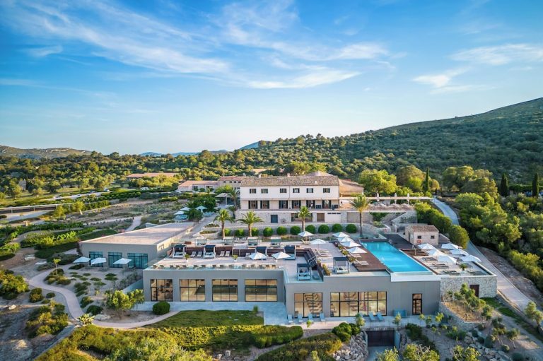 Volo + Hotel Bologna - Sant Llorenç des Cardassar - Carrossa Hotel & Spa da 911.51€