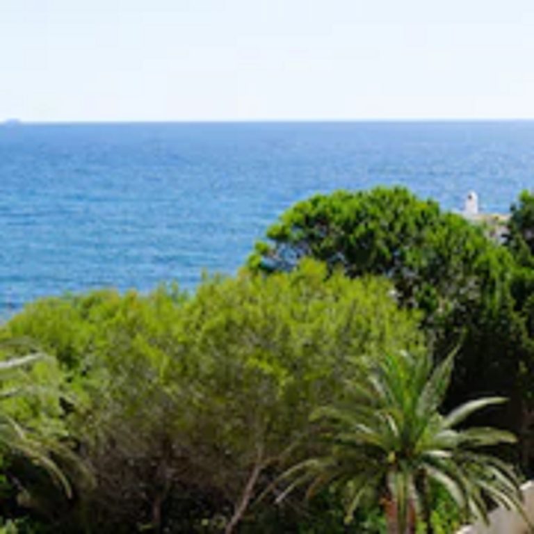 Volo + Hotel Bari - Santa Eulalia del Río - BLUESEA Paraiso Beach - Adults Only da 251.85€