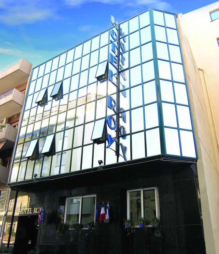 Volo + Hotel Cagliari - Atene - ROY Hotel da 896.81€