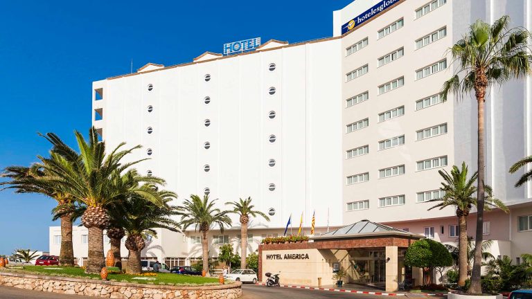 Volo + Hotel Milano - Calas de Mallorca - Globales America da 422.3€