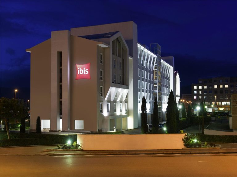 Volo + Hotel Brindisi - Firenze - Hotel Ibis Firenze Nord Aeroporto da 284.79€