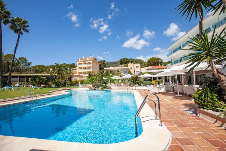 Volo + Hotel Brindisi - Magaluf - Grupotel Nilo & Spa da 838.65€