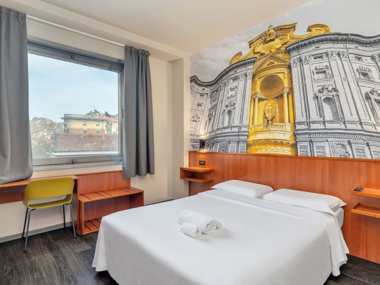 Volo + Hotel Cagliari - Torino - B&B Hotel Torino President da 211€