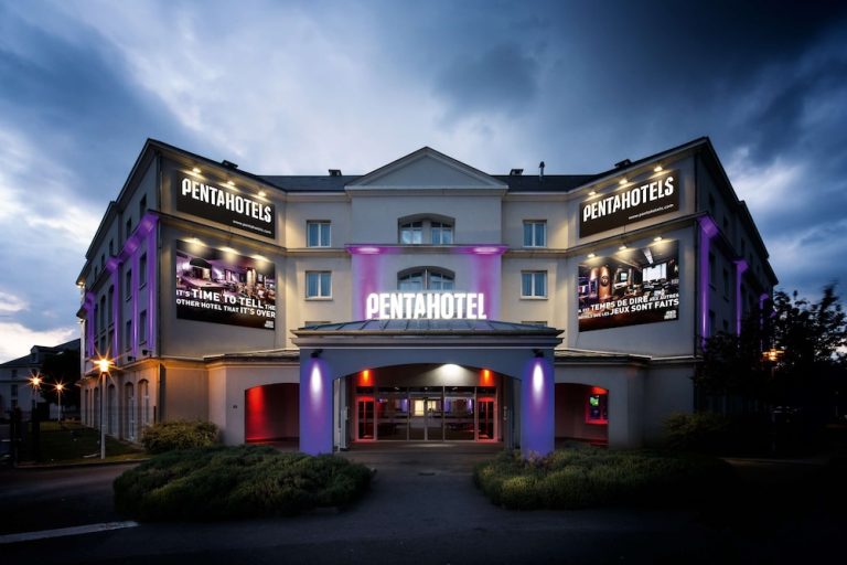 Volo + Hotel Cagliari - Paris Charles de Gaulle - pentahotel Paris Charles de Gaulle da 504.71€
