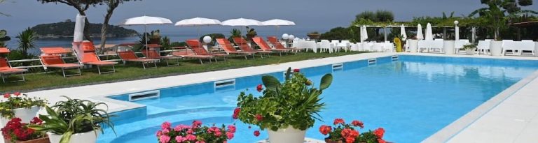 Volo + Hotel Catania - Diamante - Hotel Cristina da 467.68€