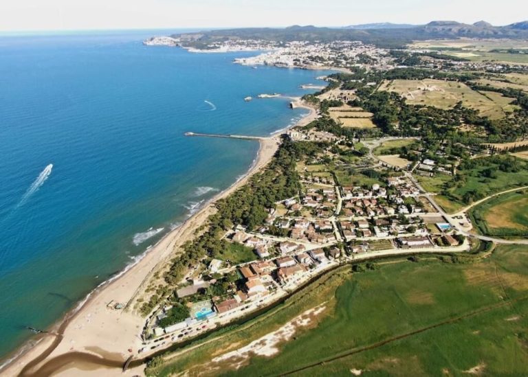 Volo + Hotel Milano - L'Escala - HOTEL RIOMAR da 383.8€