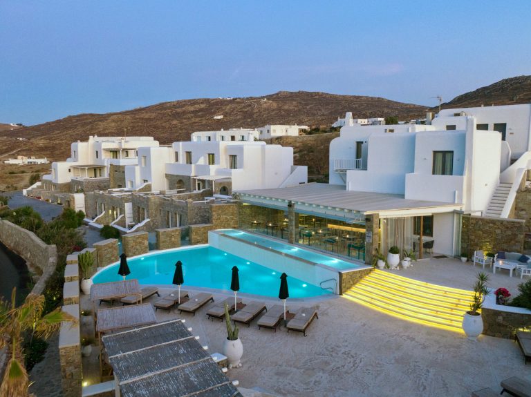 Volo + Hotel Catania - Mykonos città - Ftelia Bay Boutique Hotel da 735.24€