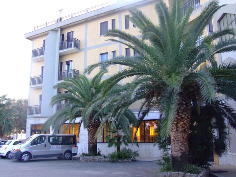 Volo + Hotel Catania - Rossano Calabro - Hotel San Luca da 594.13€