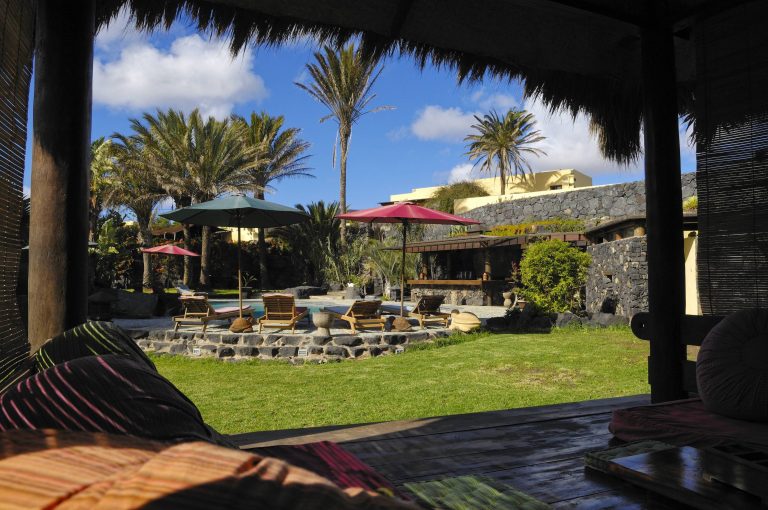 Volo + Hotel Milano - Tias - Finca Tomaren da 450.34€