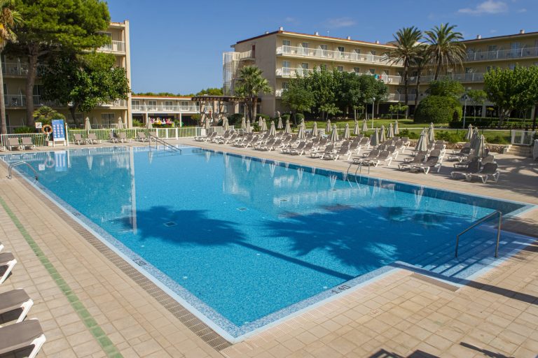 Volo + Hotel Firenze - Minorca, Isole Baleari - Club Hotel Aguamarina da 615.06€
