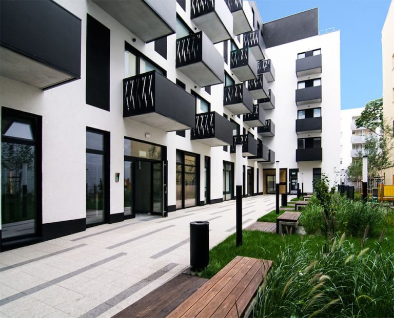 Volo + Hotel Firenze - Wroclaw - Apartment Dąbrowskiego by The Railway Station Wroclaw da 363.24€