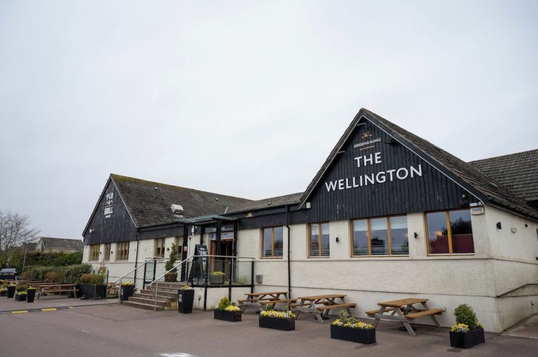 Volo + Hotel Milano - Aberdeen - Wellington Hotel by Greene King Inns da 399.13€