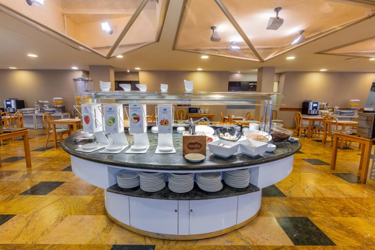 Volo + Hotel Milano - Almeria, Spagna - BLUESEA Brisa Roquetas da 548.69€