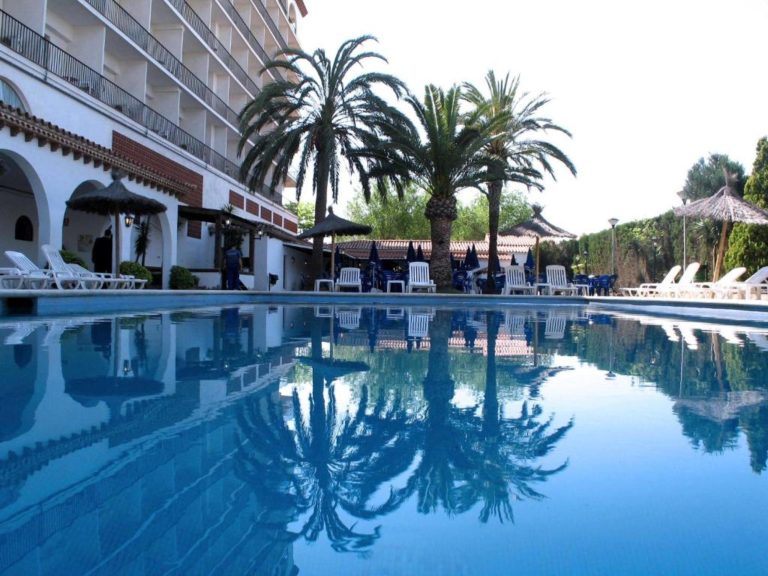 Volo + Hotel Milano - Calafell - Ibersol Playa Dorada da 203.17€