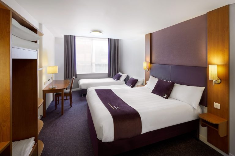 Volo + Hotel Milano - Cambridge, Cambridgeshire - Premier Inn Cambridge North - Girton da 103.19€