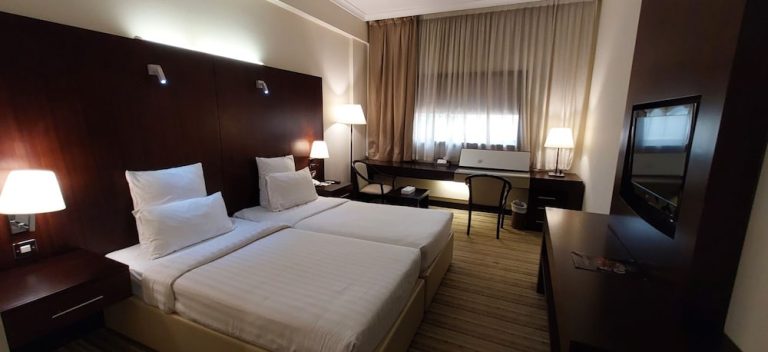 Volo + Hotel Milano - Dubai - Aavri Hotel da 557.09€
